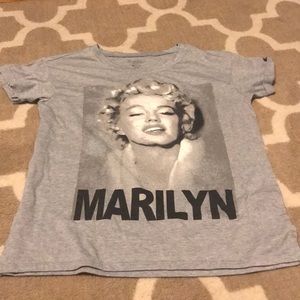Marilyn Monroe grey T-shirt